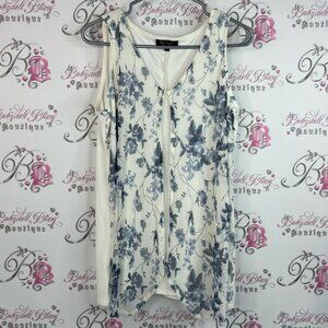 Lily Morgan tank top blouse Chic Floral Sleeveless Blouse - White and Blue